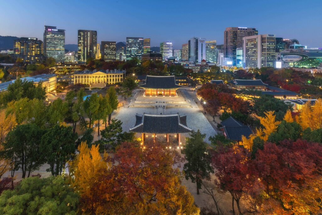 Deoksugung palace at Night