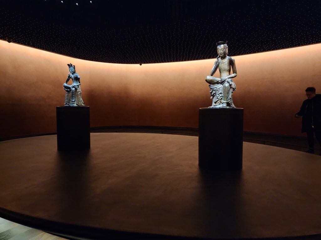 National Museum of Korea contemplation